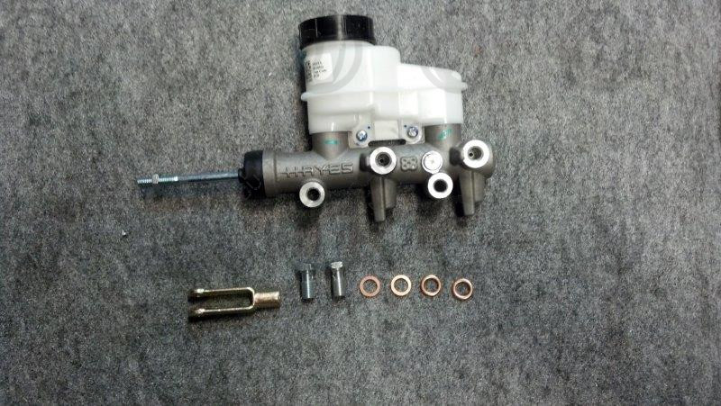 MASTER CYLINDER