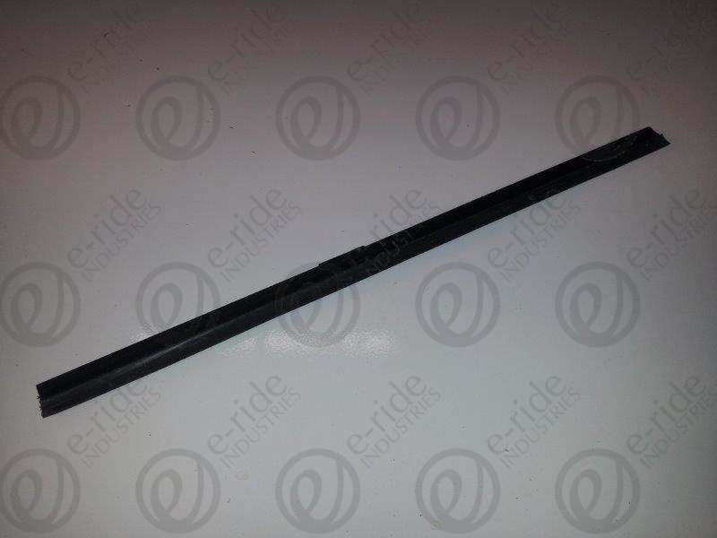 17 WIPER BLADE